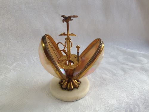 Pretty 19th Century French Mother of Pearl & Ormolu Egg Sewing Necessaire Etui Possibly Palais Royal