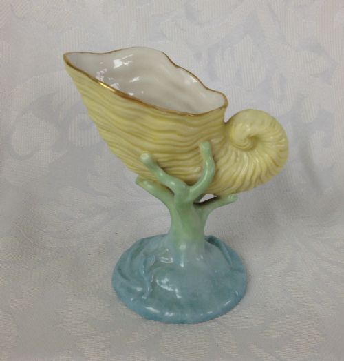 Pretty Miniature Art Nouveau Royal Worcester Nautilus Shell Posy Vase Table Salt 1908