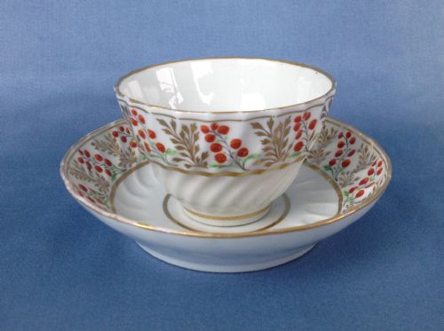 C.1790 Flight Period Worcester Shanked Tea Bowl & Saucer Red Floral & Gilded Flower Sprays Georgian