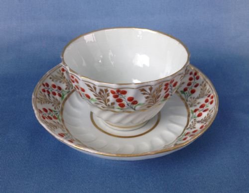 fig 1. c.1790 Flight Period Worcester Shanked Tea Bowl & Saucer Red Floral & Gilded Flower Sprays Georgian