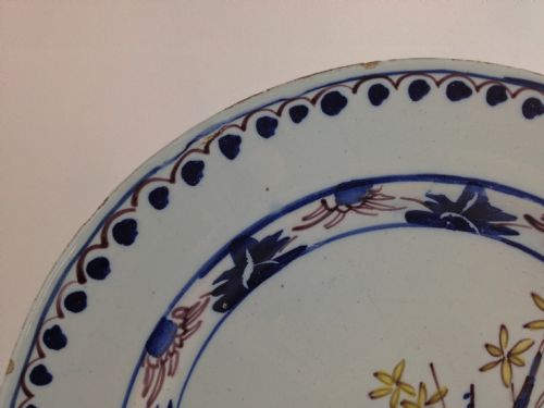 fig 2. Pretty Mid C18th Polychrome English Delft 9
