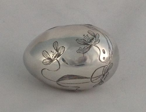 Stunning Art Nouveau Russian Silver Egg Coin Purse Silk Interior Moscow Vasily Kangin