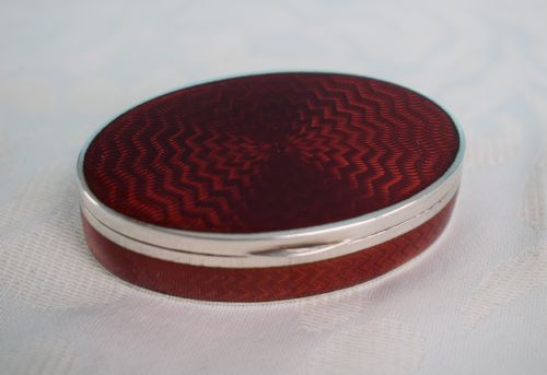 fig 1. Stunning Austrian Silver Red Guilloche Enamel Snuff Box Georg Adam Scheid c.1900 German Import Marks 900 Gilt