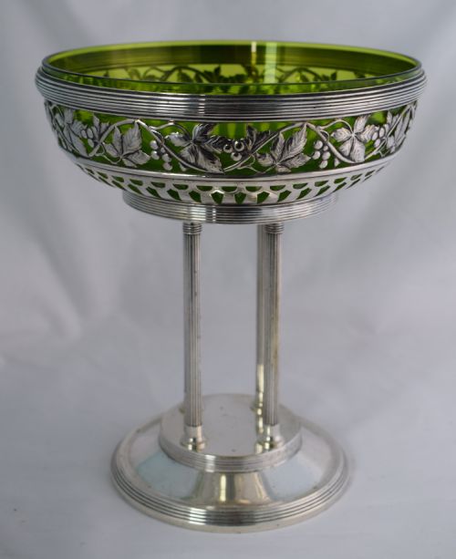 Large Wmf Silver Plated Centrepiece Green Glass Liner Art Nouveau Fruiting Vine Fruit Bowl