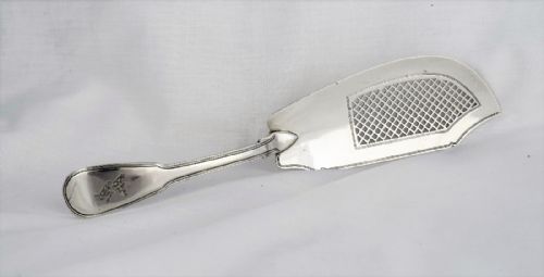 fig 1. Stylish Georgian Silver Fish Slice Server Crossley & Smith IV