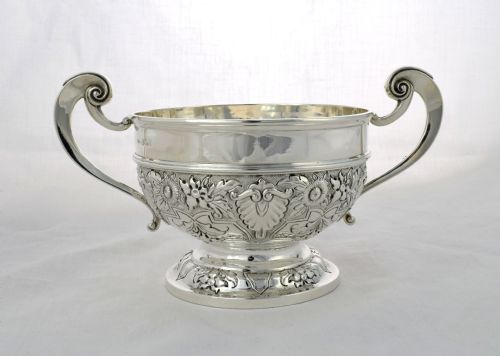 Lovely Victorian Silver Twin Handled Rose Bowl Harrison Brothers & Howson Chased 1898 Sheffield