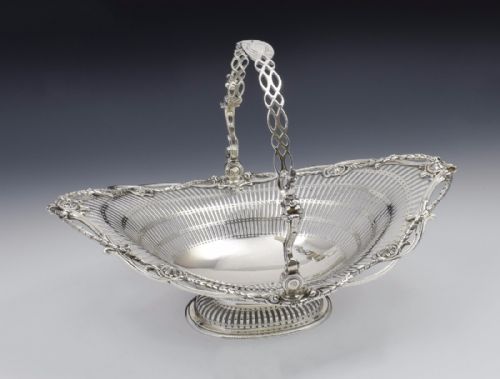 Stunning Very Large Edwardian Silver Flower / Bread Basket George Fox 1907
