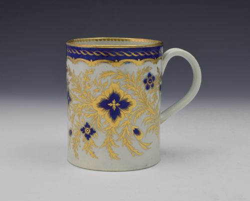 Stunning First Period Worcester Porcelain Mug  C.1785