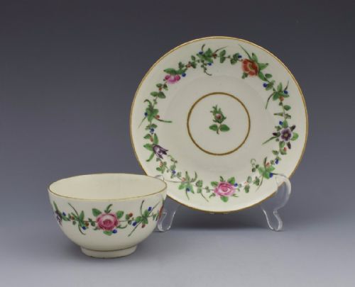 First Period Worcester Pretty Porcelain Floral Tea Bowl & Saucer