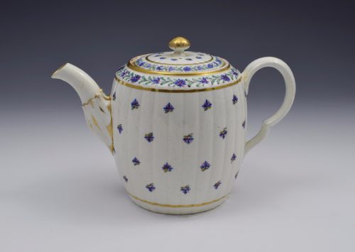fig 3. Caughley Barrel Fluted Teapot & Stand French Sprig Pattern c.1785