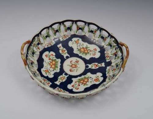 First Period Worcester Porcelain Large Scale Blue Basket C.1770