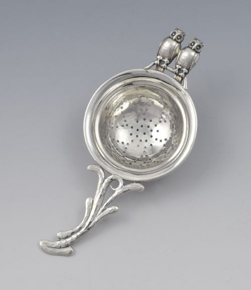 Edwardian Novelty Silver "Owls" Tea Strainer Levi & Salaman Animals
