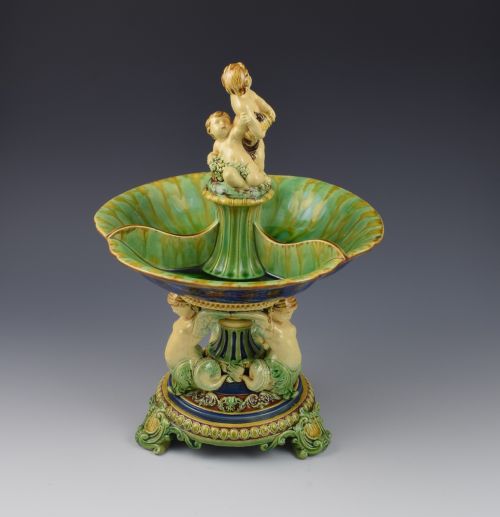 Victorian Minton Majolica Centrepiece Sweetmeat Nut Server