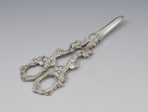 Ornate Pair Victorian Silver Grape Shears / Scissors
