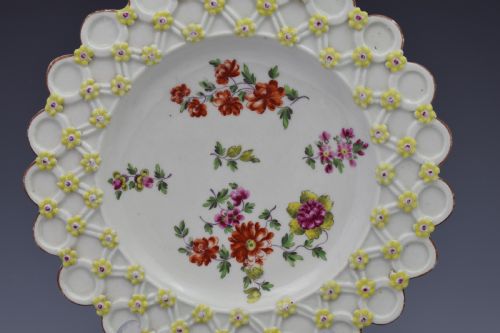 fig 1. 18th Century Derby Porcelain Spectacle Plate c.1760