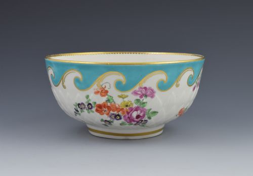 Large Chelsea Derby Pineapple Moulded Bowl Turquoise Border C.1770