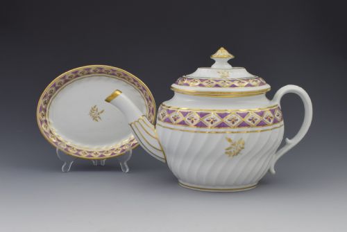 Pretty Georgian Coalport Shanked Teapot & Stand C.1800