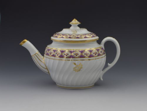 fig 1. Pretty Georgian Coalport Shanked Teapot & Stand c.1800