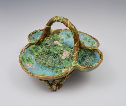Victorian George Jones Large Majolica Strawberry Server Basket