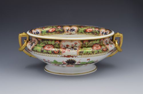 Victorian Davenport Imari Centrepiece Bowl / Jardiniere