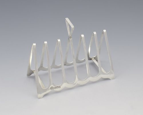 fig 1. Art Deco Silver Triangular 6 Slice Toast Rack William Hutton