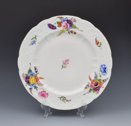 Large Georgian Coalport Blind Moulded Floral Plate C.1815