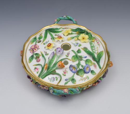 fig 1. Fine Victorian Minton Regency Style Flower Encrusted Pot Pourri Dish