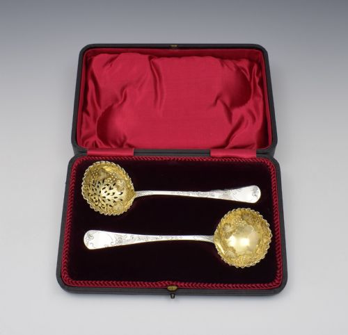 Cased Set Exeter Silver Strawberry Set - Dessert Berry Fruit Spoons