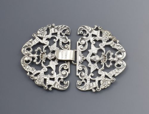 Ornate Victorian Silver Nurse's Buckle Angels W & C Manton