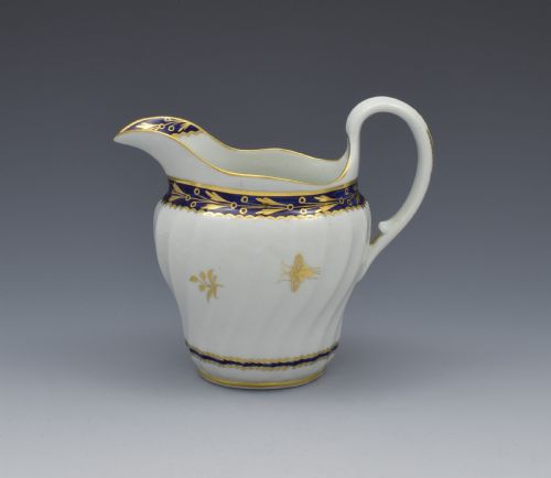 Flight Period Worcester Porcelain Waisted Cream Jug Gilded Fly Pattern