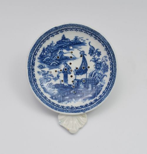 Caughley Porcelain Egg Drainer Fisherman & Cormorant / Pleasure Boat Pattern