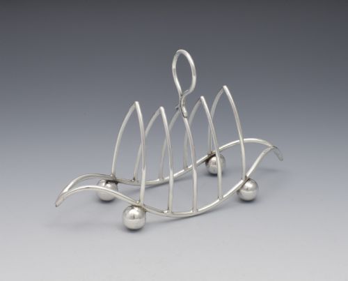 Novelty Curved 4 Slice Silver Toast Rack 1911 Lee & Wigfull