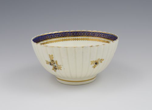 fig 1. Caughley Porcelain Fluted Slop Bowl Dresden Flowers c.1785