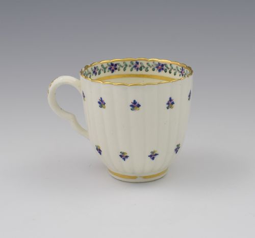 18th Century Caughley Porcelain Broseley Fluted Coffee Cup C.1795