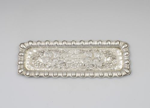 Edwardian Embossed Silver Dressing Table / Pen Tray Reynolds Angels
