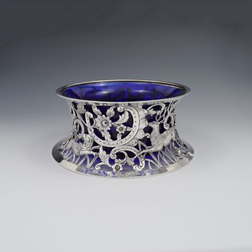 fig 2. Large Victorian Irish Silver Dish (Potato) Ring Wakely & Wheeler Wild Animals