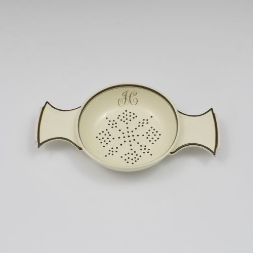 Rare Wedgwood Creamware Lemon Strainer C.1800