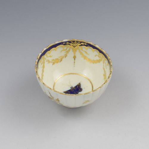 Caughley Porcelain Fluted Tea Bowl Dresden Flowers & Butterfly C.1785