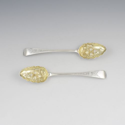 Pair of Irish Georgian Silver Serving Berry Spoons Dublin 1823