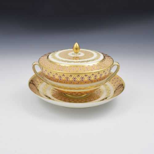 fig 1. Fine Derby Porcelain Ecuelle Bowl, Cover & Stand Pattern 431