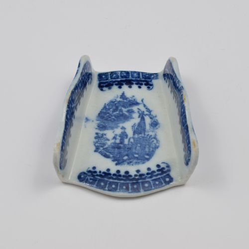 Caughley Porcelain Fisherman Asparagus Server C.1785