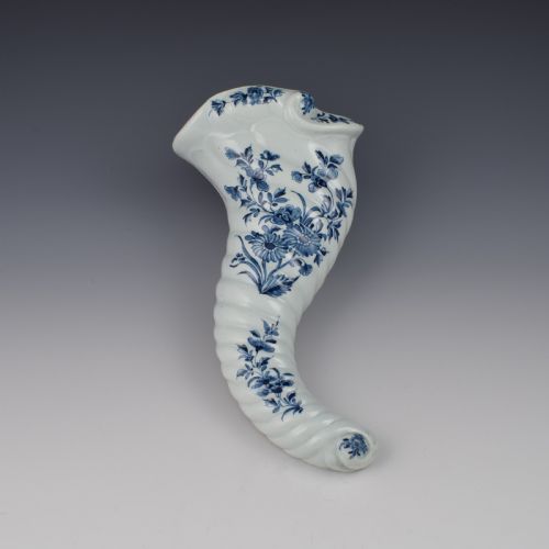 Rare First Period Worcester Porcelain Daisy Pattern Cornucopia Wall Pocket C.1760