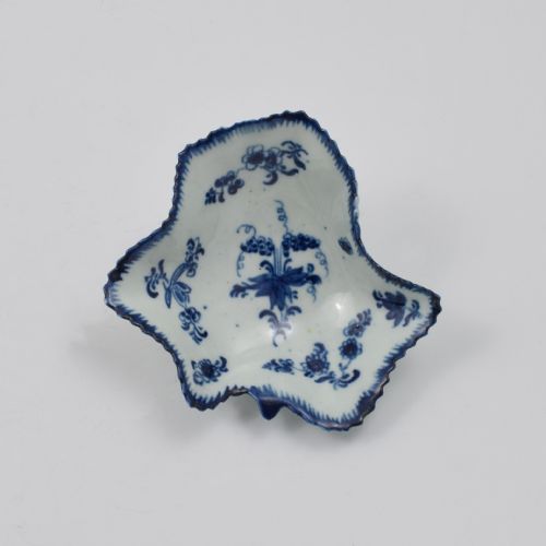 First Period Worcester Porcelain Leaf Vine Pickle Dish C.1765