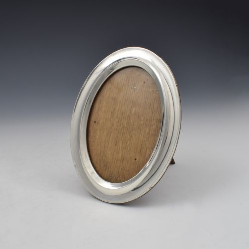 George V Oval Silver Photograph Frame 1916