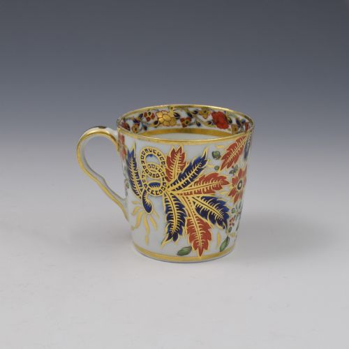 Chamberlain Worcester Porcelain Tobacco Leaf Coffee Can 263