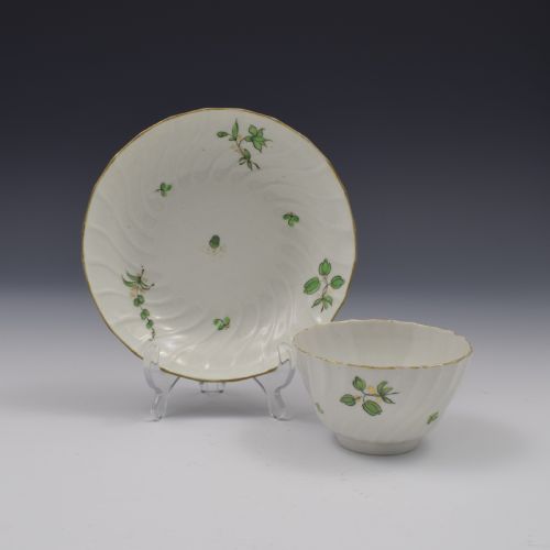 Flight Period Worcester Porcelain Spiral Fluted Tea Bowl & Saucer