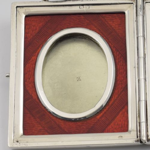 fig 2. Fine Victorian Silver & Enamel Travelling / Pocket Double Photograph Frame