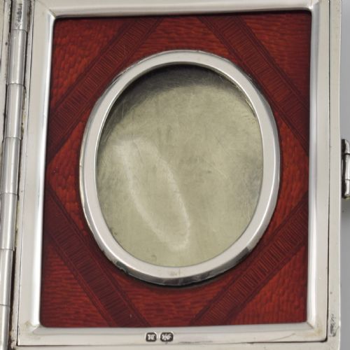 fig 3. Fine Victorian Silver & Enamel Travelling / Pocket Double Photograph Frame