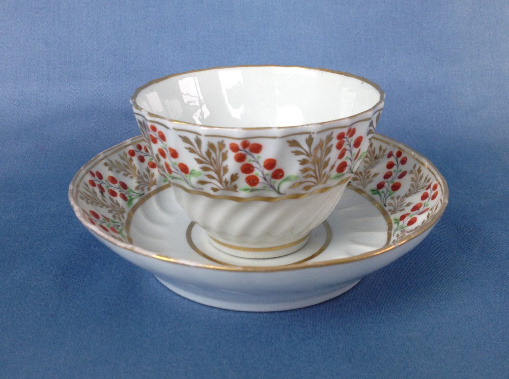 c.1790 Flight Period Worcester Shanked Tea Bowl & Saucer Red Floral & Gilded Flower Sprays Georgian