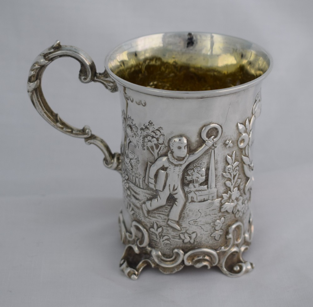 Pretty Victorian Repousse Silver Christening Mug Cup London 1852 John Evans Scrolled Feet